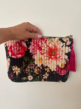 Load image into Gallery viewer, Zoe Clutch Bag
